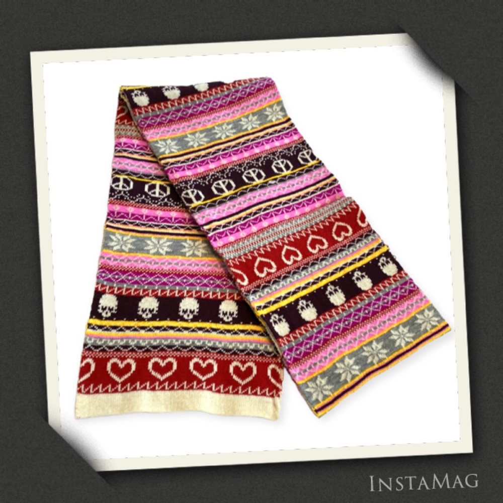 CODELLO Reversible Norwegian Knitted Scarf